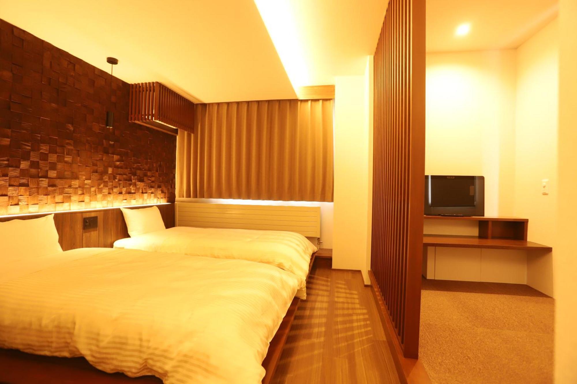 Hotel Chalet Ryuo Яманути Экстерьер фото